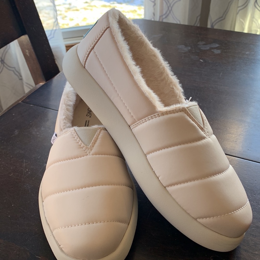 Toms Alpargata Mallow 8.5 women’s